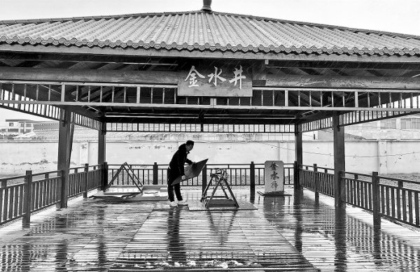 股票配资实盘交易 特稿230丨在“最高气象局”观天地